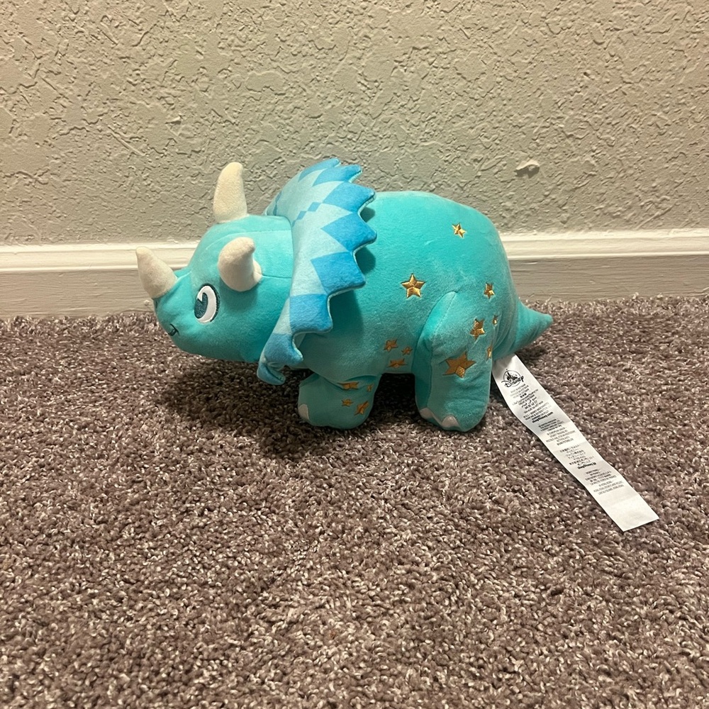 Disney Animal Kingdom Chester and Hester Dinoland Stuff Animal
